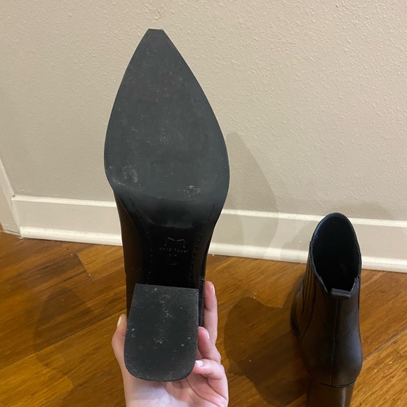 Oshay Pointed Toe Bootie (Women) in Black Leather - Picture 6 of 6